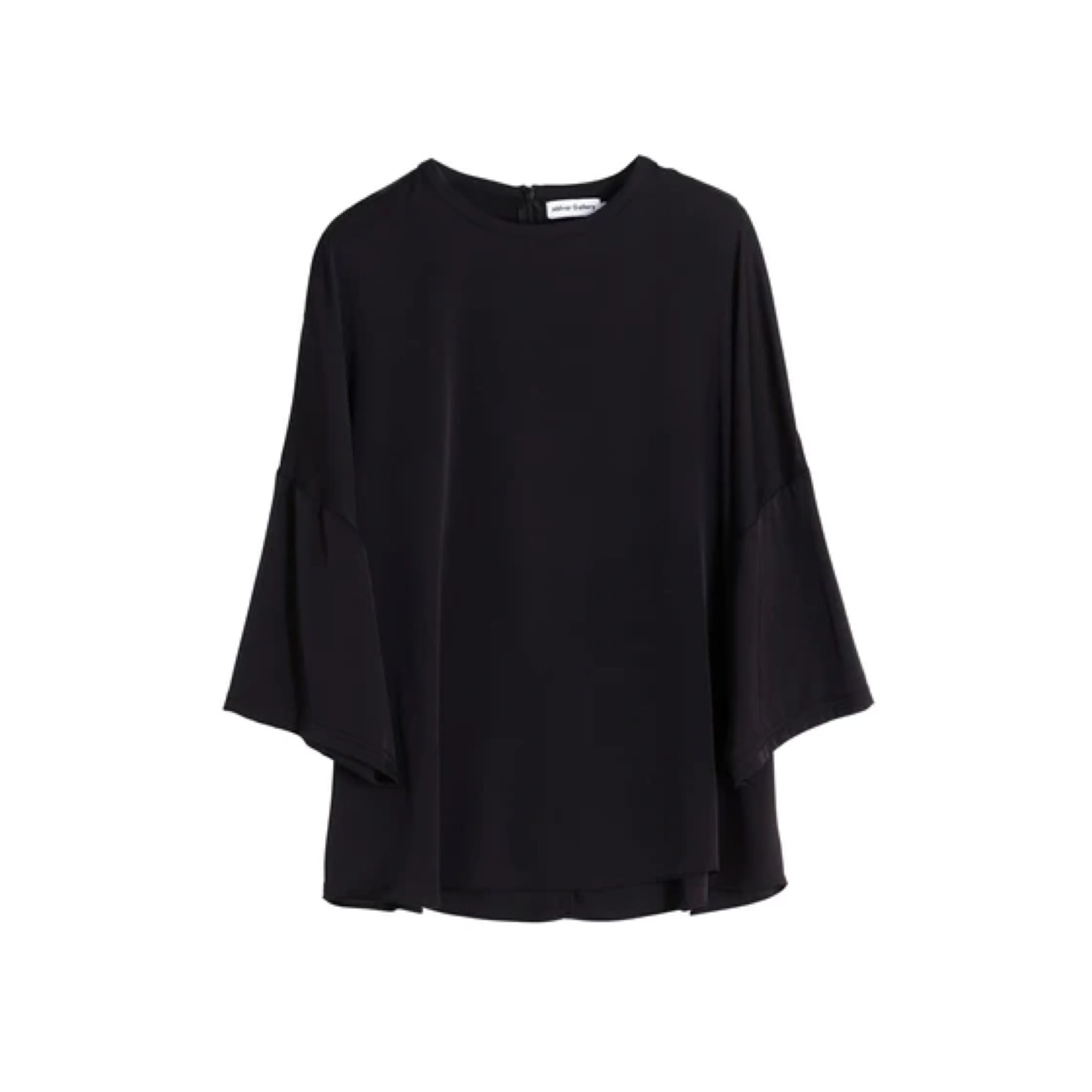 Ahlvar Gallery Thess silk tee clothes