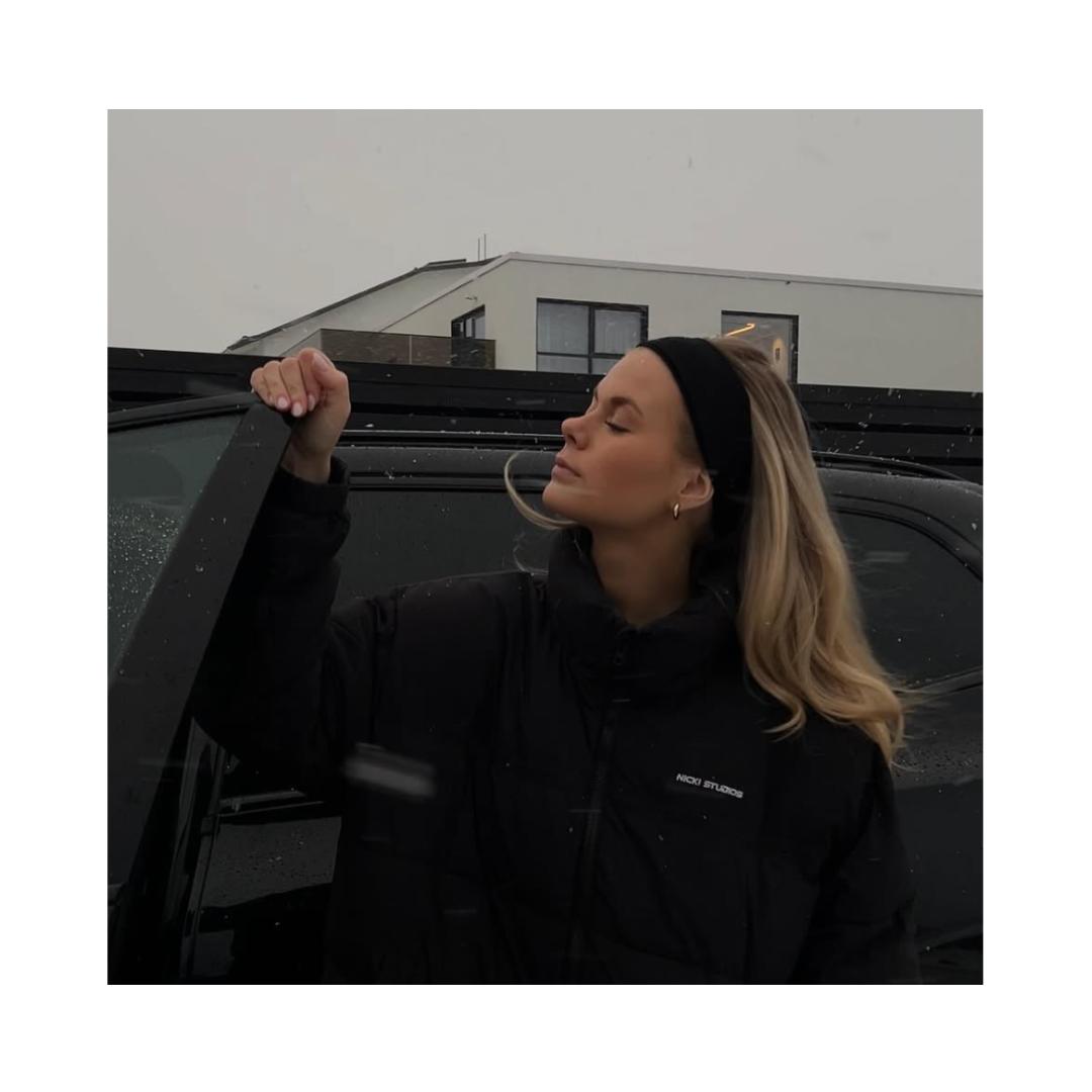 LEONIE ITEMS Hårband Svart