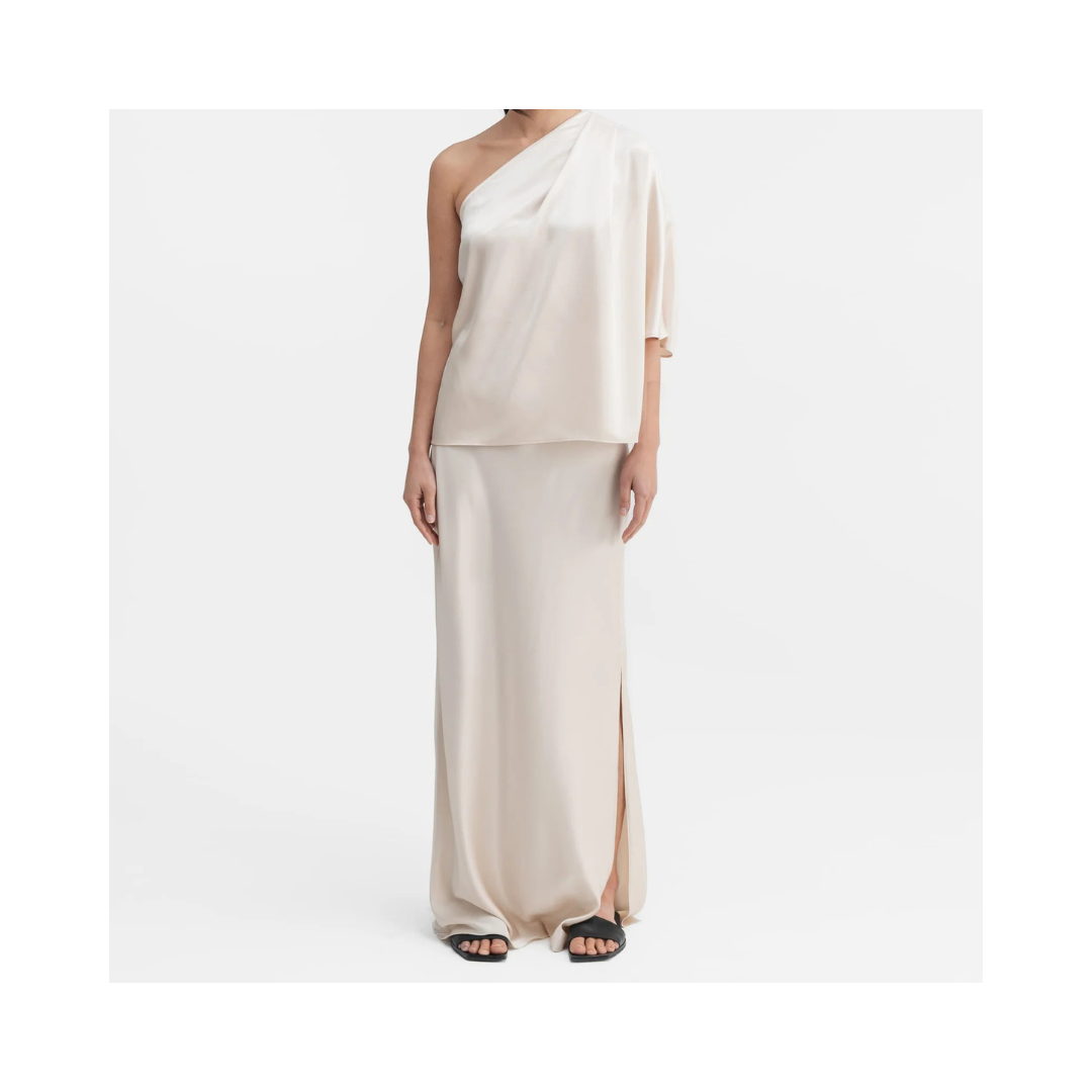 Ahlvar Gallery Hana long logo Skirt Cream